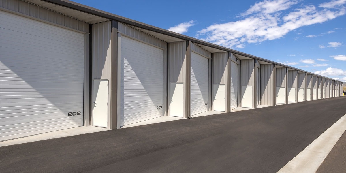 warehouse storage in Dubai Marina